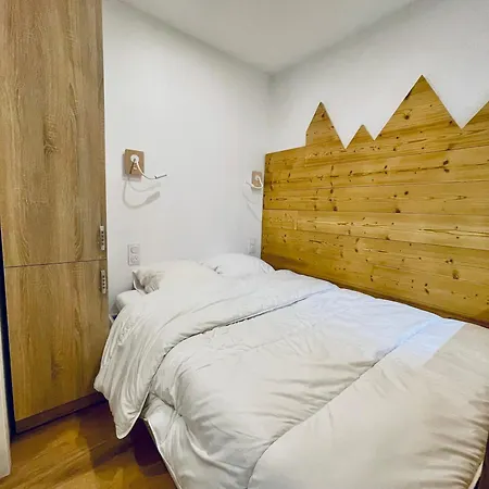 Entierement Renove Au Pied Du Telesiege Du Diable *