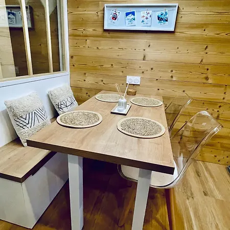 Entierement Renove Au Pied Du Telesiege Du Diable *